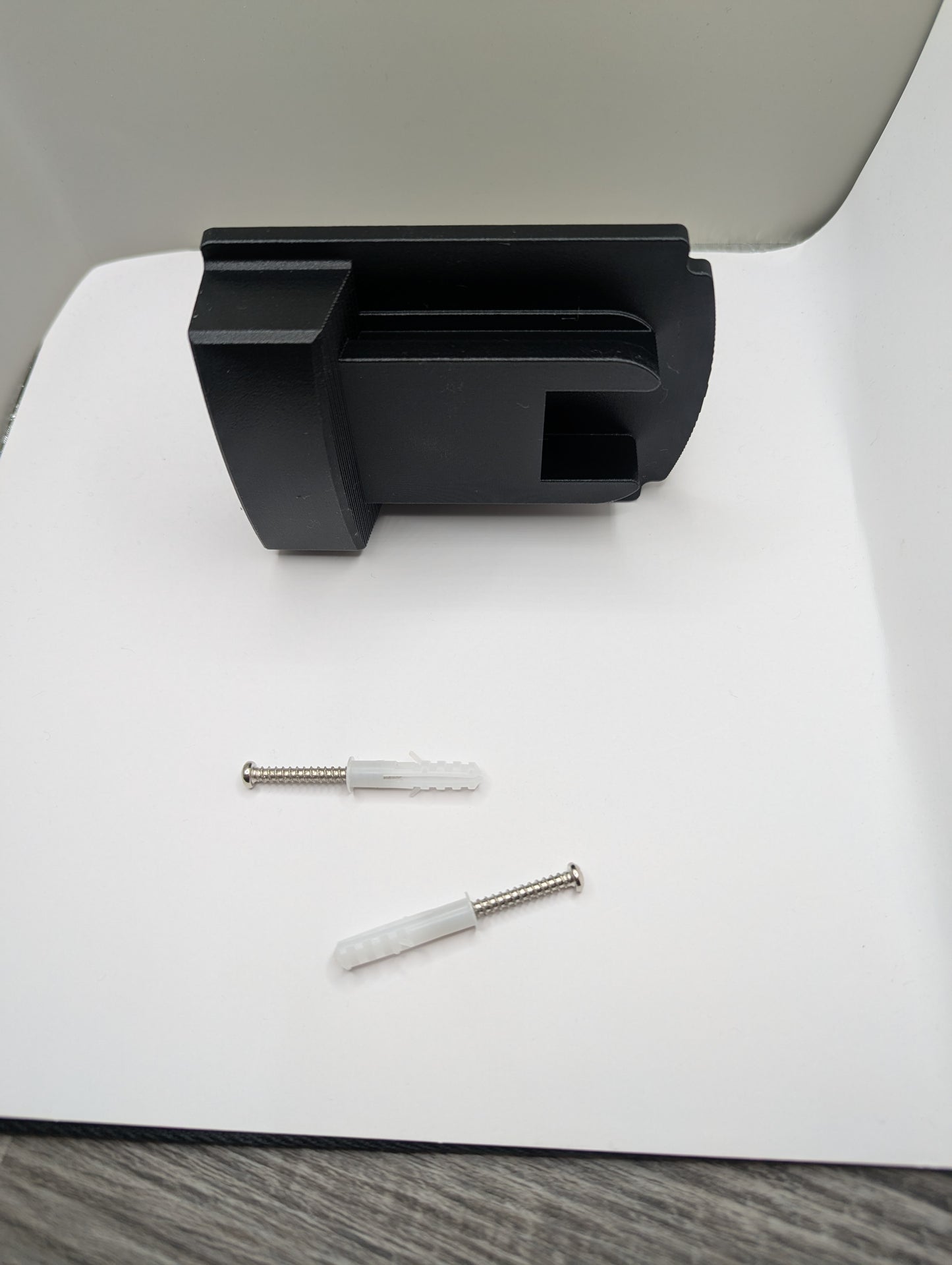 Wall Mount Tool Hanger for M18 Milwaukee Drill & Impact